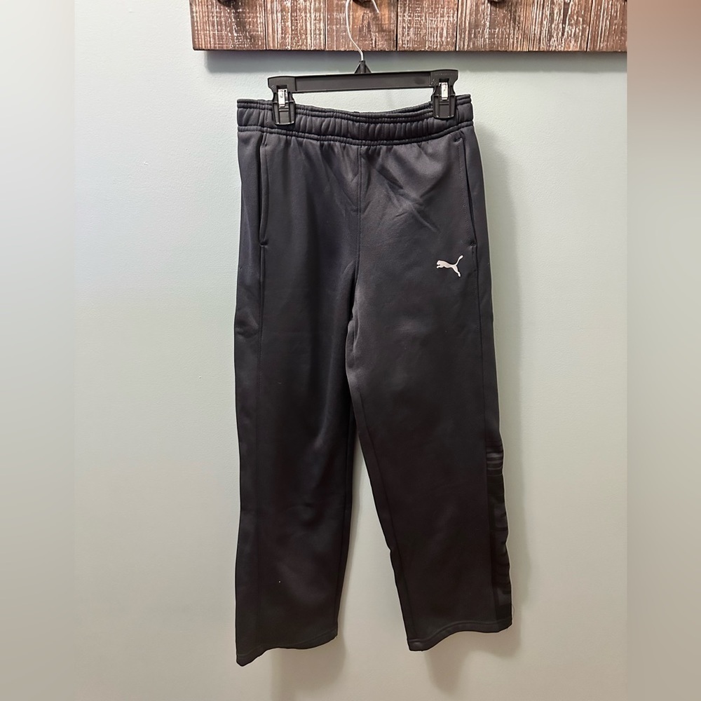 Puma boys sweatpants new with tags medium 10/12